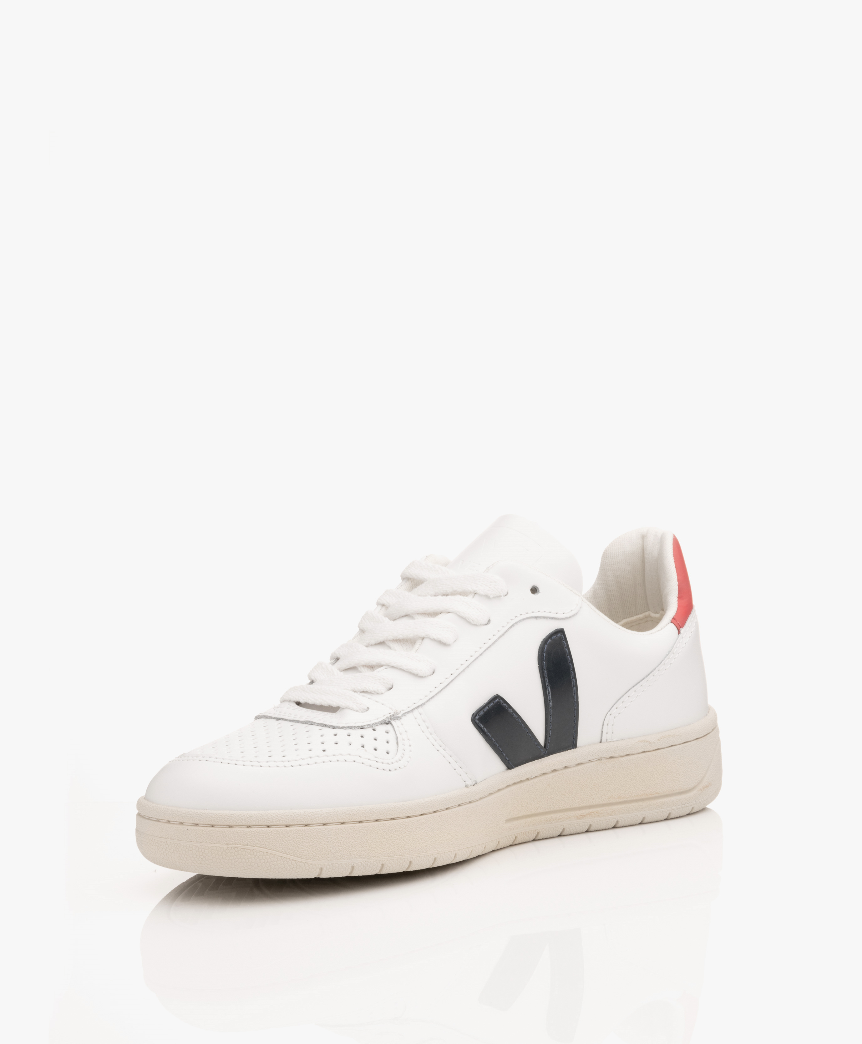 veja volley canvas sneaker in nautico pekin